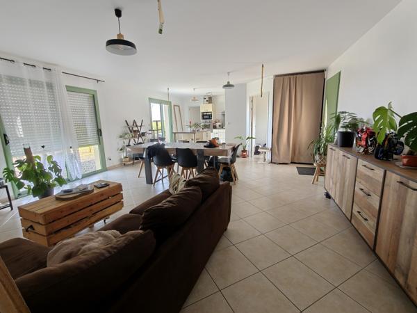 Pavillon champêtre T6 à 5 mns de Loudun