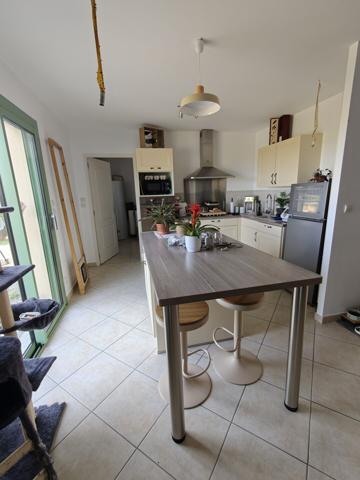 Pavillon champêtre T6 à 5 mns de Loudun