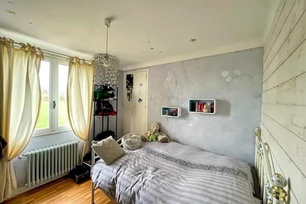 Maison 3 chambres 113M², grand garage et jardin