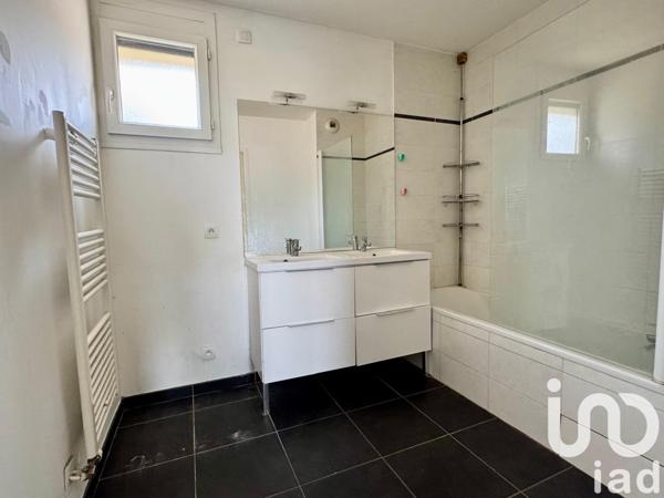 Appartement à vendre 4 pièces 69 m² Évian-les-Bains