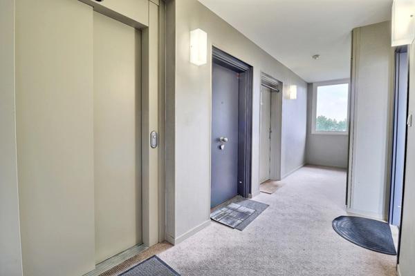 Appartement 2 pièces à vendre à Sainte-Geneviève-des-Bois – Dernier étage avec ascenseur – Résidence récente de 2015