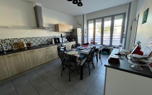 Appartement à vendre    3 pièces • 79 m2 Redon