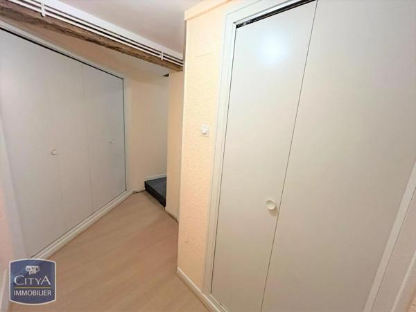 Appartement à louer 2 pièces 76.14m² Laon (02000)