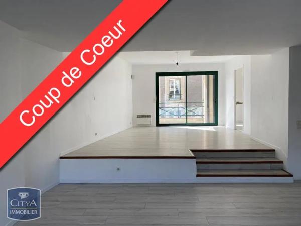 Appartement à louer 4 pièces 117.9m²