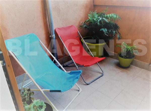 Maison de village d'environ 180  m² avec terrasse et garage