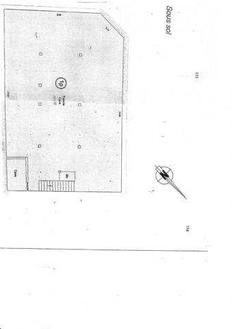 Rare - Centre ville de Theoule Sur Mer - Immeuble 593m² comprenant locaux d'habitation, locaux commerciaux et sous sols.