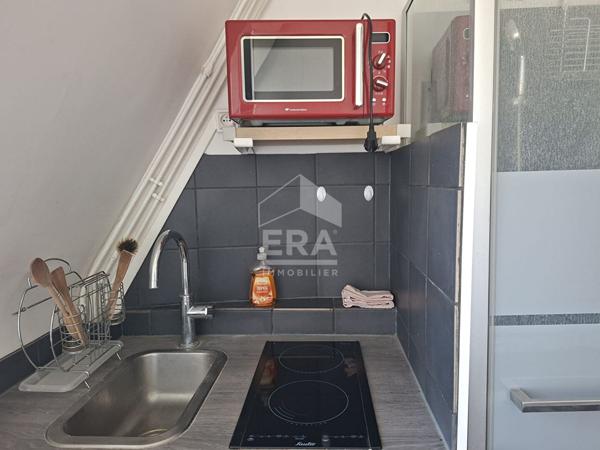 Appartement Paris 1 pièce(s) 8.37 m2