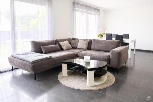 Maison
         4 pièces
        - 88 m² 389 000 € *