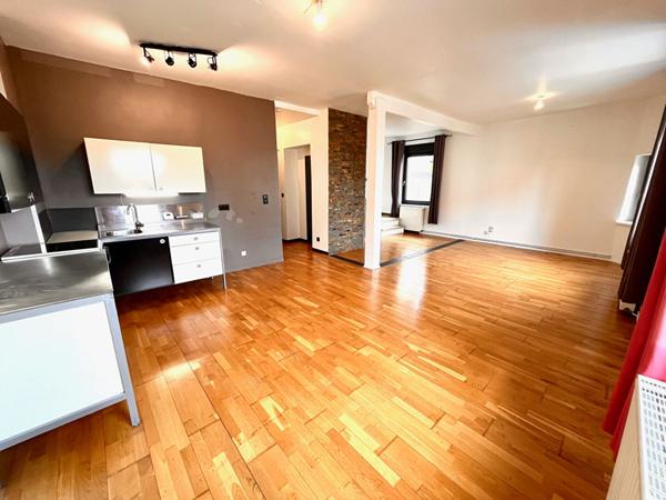 Appartement/ maison F5 Metz devant les ponts