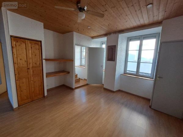 Maison à vendre à Saint-Flour dans le Cantal (15100), ref : 044/1212