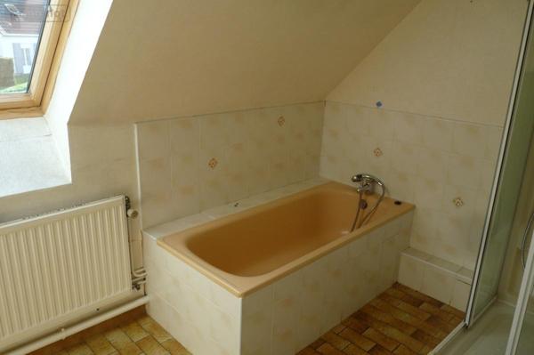 Maison à louer à Proville dans le Nord (59267), ref : 59084-L1481