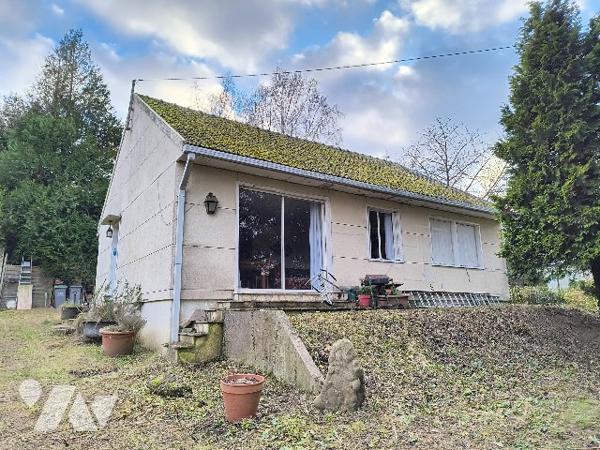 DANS SECTEUR RECHERCHE, AU CALME ET SANS VIS-A-VIS - MAISON INDIVIDUELLE