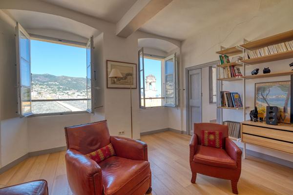 Vente appartement duplex 6 pièces Citadelle de Bastia vue mer