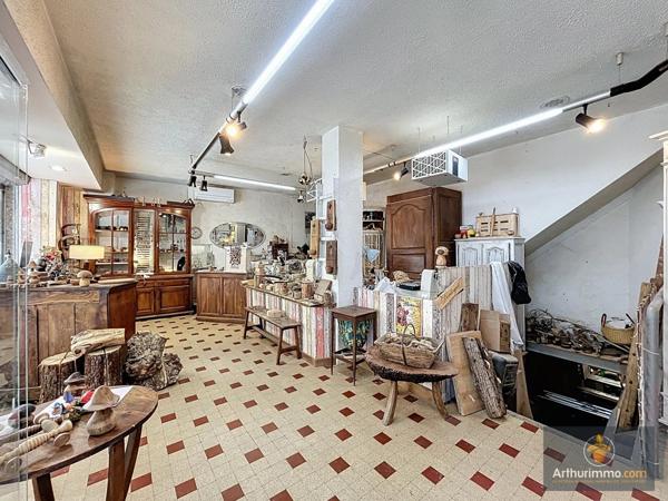 Vente Immeuble 4 pièces à Le Bugue