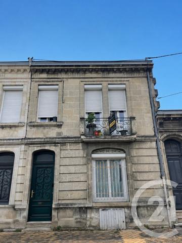 Maison à vendre  8 pièces - 200 m 2   ST MEDARD EN JALLES  - 33