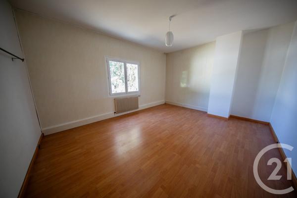 Maison à vendre  8 pièces - 200 m 2   ST MEDARD EN JALLES  - 33