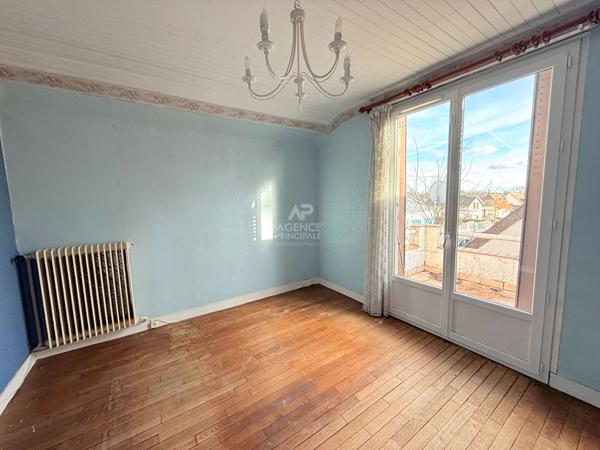 Maison à vendre à Conflans-Sainte-Honorine - Référence 7397 €357 000 ** - Référence 7442