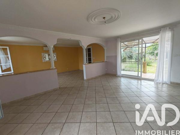 Maison à vendre 5 pièces 139 m² Saint-Geniès-de-Malgoirès