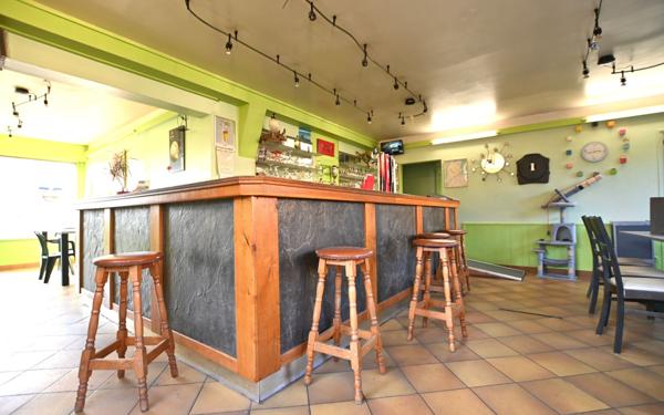 Maison à vendre    4 pièces •  Pendé