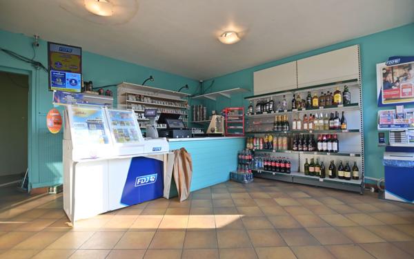 Maison à vendre    4 pièces •  Pendé