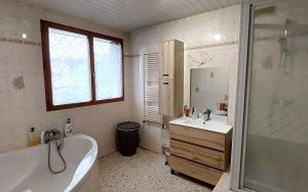 Maison à vendre    4 pièces •  Ozoir-la-Ferrière