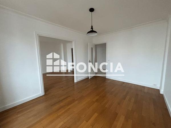 Location Appartement 3 pièces 87.18 m² - 107 RUE GARIBALDI Lyon 69006