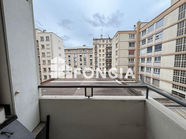 Location Appartement 3 pièces 87.18 m² - 107 RUE GARIBALDI Lyon 69006