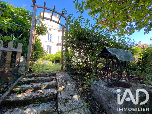 Maison à vendre 18 pièces 445 m² Saint-Maixent-l'École