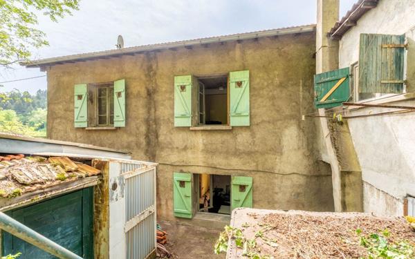 Maison à vendre    6 pièces • 116,98 m2 Tarare