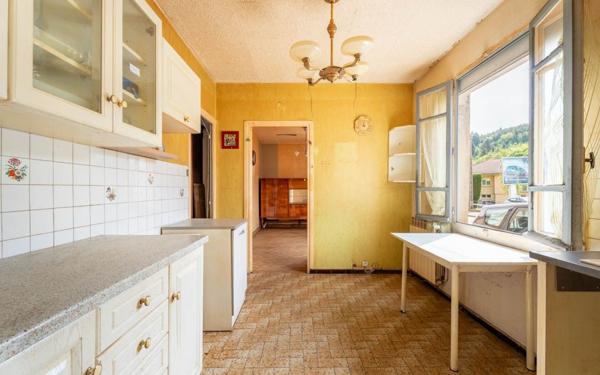 Maison à vendre    6 pièces • 116,98 m2 Tarare