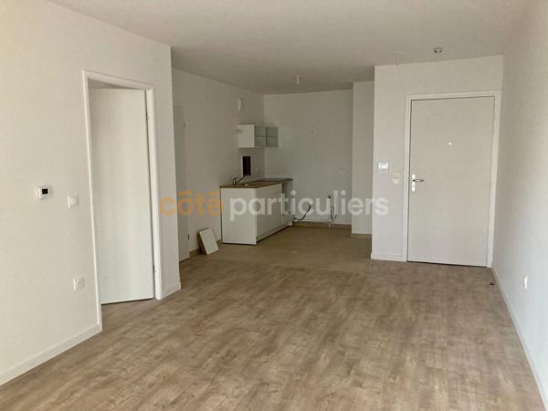Location Appartement43,07 m² - 2 Pièces - CRETEIL (94000)