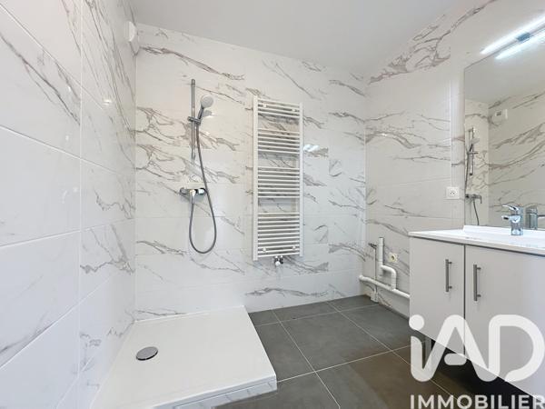 Location appartement 4 pièces 77 m² Rubelles