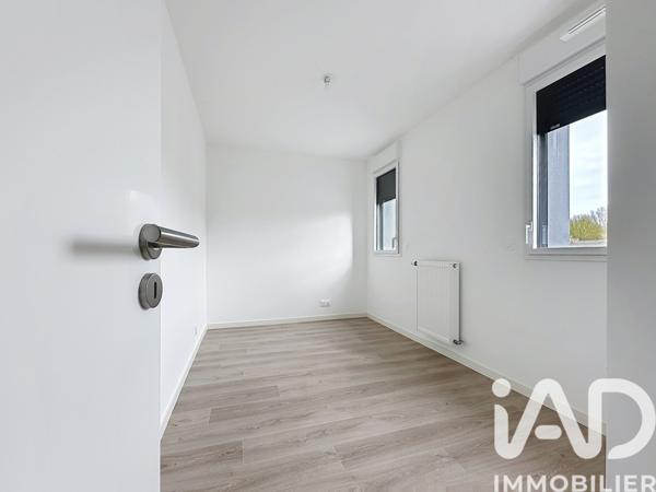 Location appartement 4 pièces 77 m² Rubelles