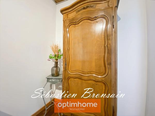 Ensemble immobilier avec potentiel locatif au cœur de la campagne jurassienne