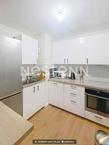 À LOUER :  Trappes, 3 pièces meublé de 59 m² avec balcon et box