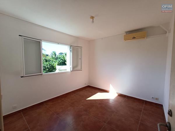 A Vendre grand T3 de 80m2 + 2 parkings à Saint-Benoit-Beaulieu