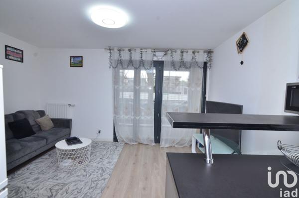 Appartement 2 pièces de 42 m² à Noisiel (77186)