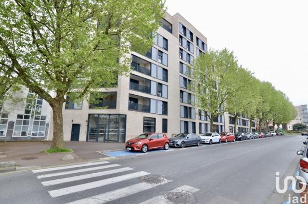 Appartement 2 pièces de 42 m² à Noisiel (77186)