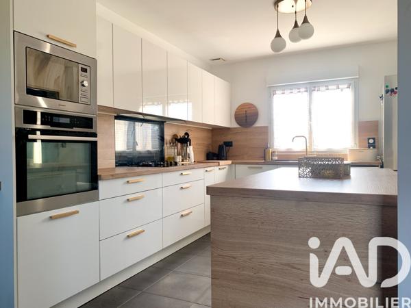 Maison à vendre 7 pièces 174 m² La Chapelle-Saint-Mesmin