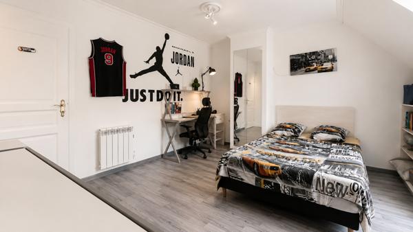 Maison 8 pièces 200 m2