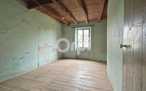 Maison à vendre    3 pièces •  Saint-Martin-Terressus