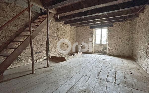 Maison à vendre    3 pièces •  Saint-Martin-Terressus