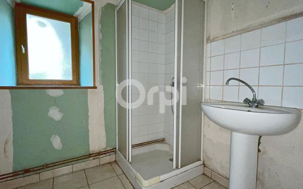 Maison à vendre    3 pièces •  Saint-Martin-Terressus