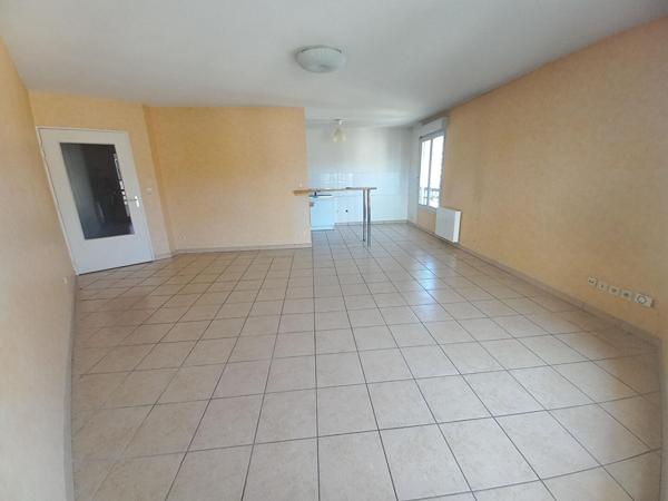 Appartement VILLEURBANNE 76.61 m²