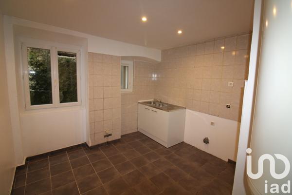 Immeuble à vendre 189 m² Saint-Laurent-de-Cerdans