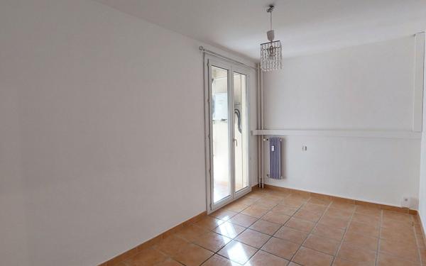 Appartement à louer    3 pièces •  Manosque