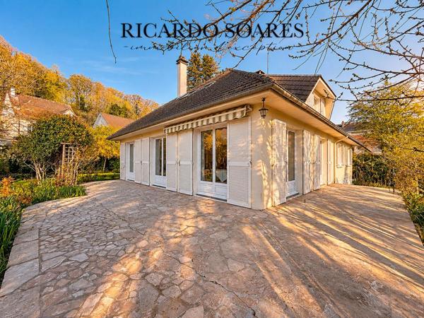 60700 PONT-SAINTE-MAXENCE / MAISON FAMILIALE 220 m² au sol / 6 CHAMBRES / VIVABLE DE PLAIN-PIED / TERRAIN 1401 m²
