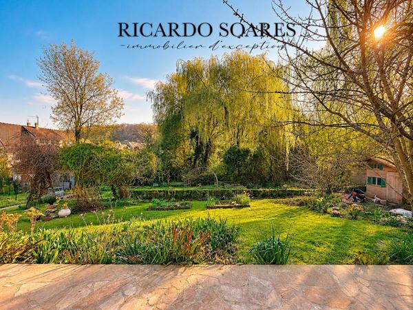 60700 PONT-SAINTE-MAXENCE / MAISON FAMILIALE 220 m² au sol / 6 CHAMBRES / VIVABLE DE PLAIN-PIED / TERRAIN 1401 m²