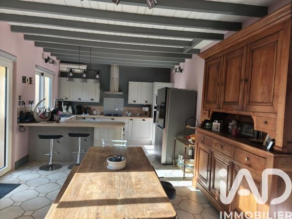 Maison à vendre 5 pièces 110 m² Saint-Quentin