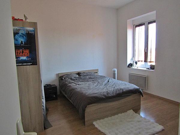 Location                                                      Appartement
                        
                     4 pièces                      125 m2                     à Saint-Remy